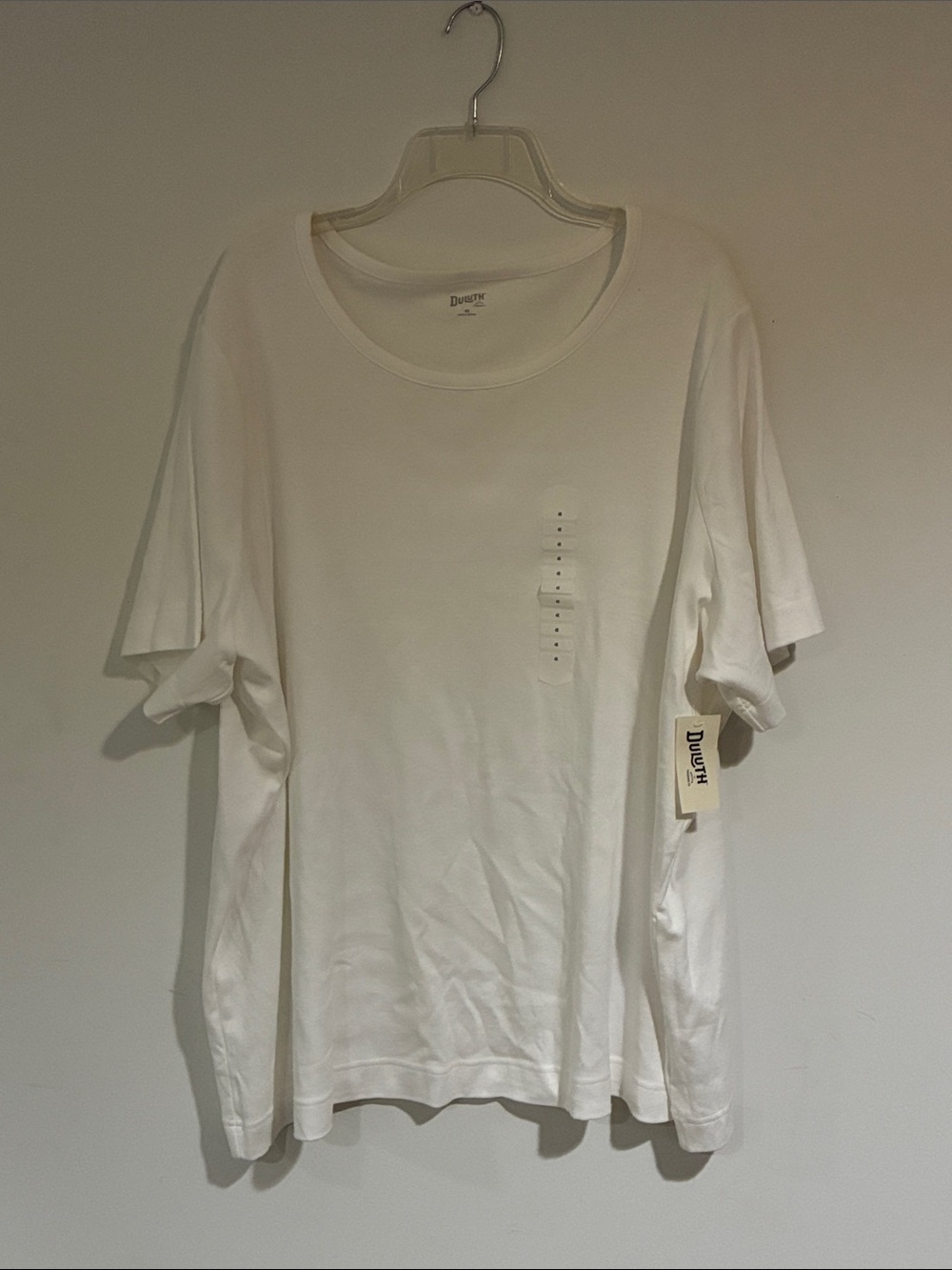 Duluth Trading Co White Short Sleeve scoop Neck Tee
